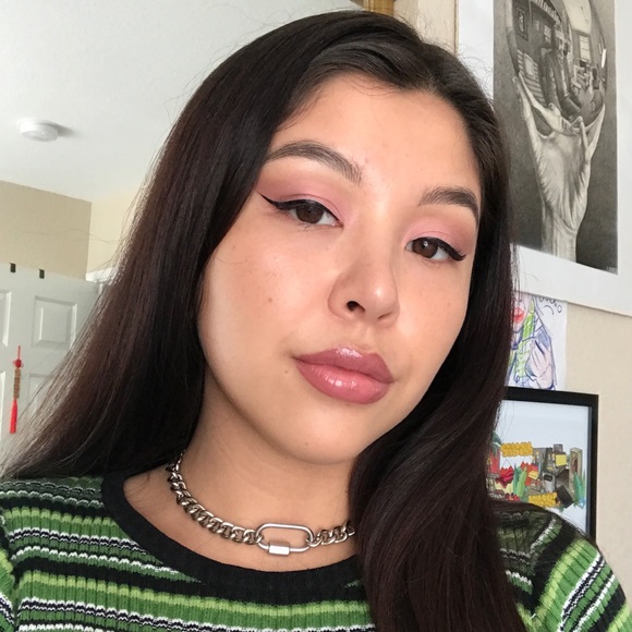 Meet your Posher, Abagail - Picture 1 of 3